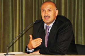 Dr. Kemal Aydin