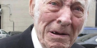 8A134DE5-9AF1-4A87-BCC2-C3F48F8EC84F