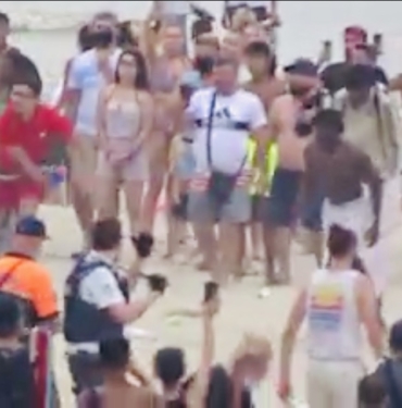 9B8FC486-E8AA-448F-922C-91F59520DC11