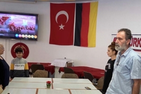 9D629531-AE7A-4CB6-913B-A0A242896C3D