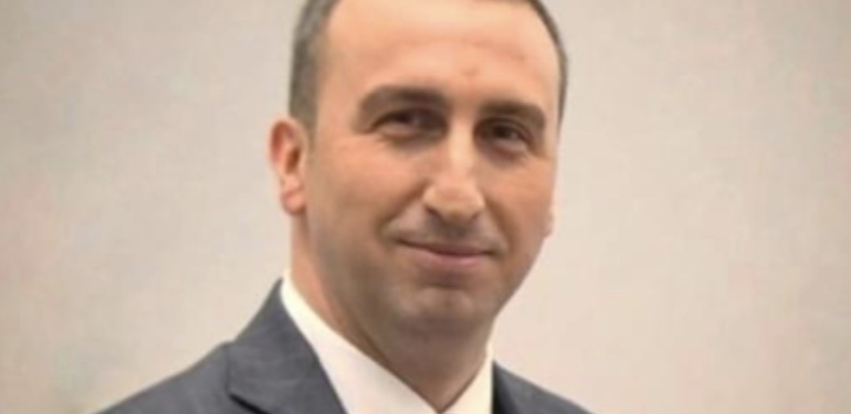 C80AE213-2026-453A-B43F-BAD5ACB91C68