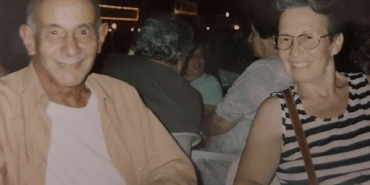 1F5BB60B-FD59-4758-947C-28764A782A1C