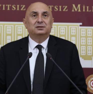 E81FE0E1-ED06-43C9-BA28-ABD63874A4BD