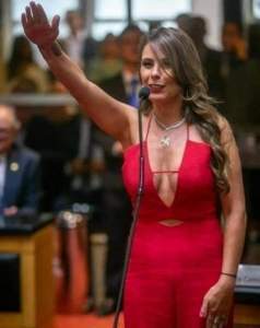 3D87C1BD-106F-4D5B-A90F-FBA877241FE6