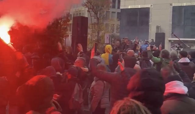 569743C6-4526-4CAE-957A-6219518C7E89