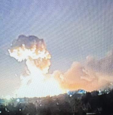 0E67A765-FAD7-4BEF-B8C3-276EA89DA9F8