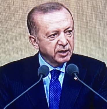 35D7CAC1-A4AB-4D9F-8409-F466D3890C77