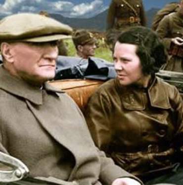 ataturk-sabiha-gokcen-1