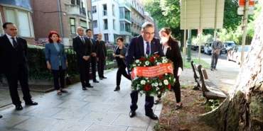 belcikada-sehit-edilen-turk-diplomat-dursun-aksoy-anildi-1657793287