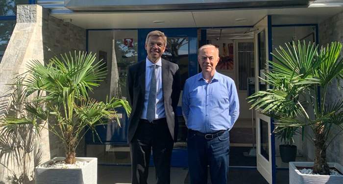 metin-bina-acik-hava-dik-iceren-bir-resim-acik-980x735