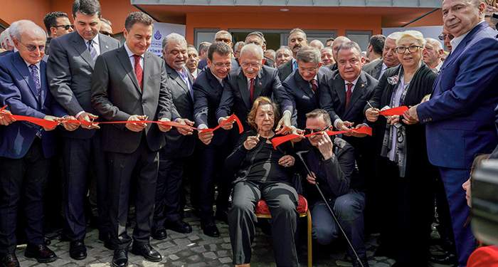 CHP GENEL BAŞKANI VE CUMHURBAŞKANI ADAYI KEMAL KILIÇDAROĞLU