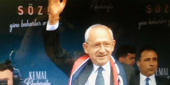 Kılıçdaroğlu, Düzce’de gençlere söz verdi..