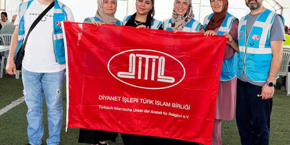 Almanya’dan DİTİB gönüllüsü gençler, depremzede çocuklara moral oldu