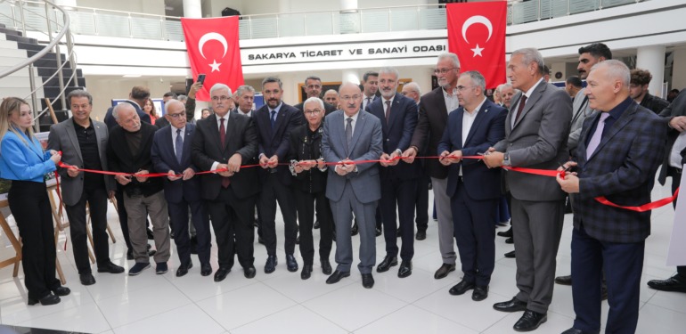 1-100. YIL SERGI-20231025-33