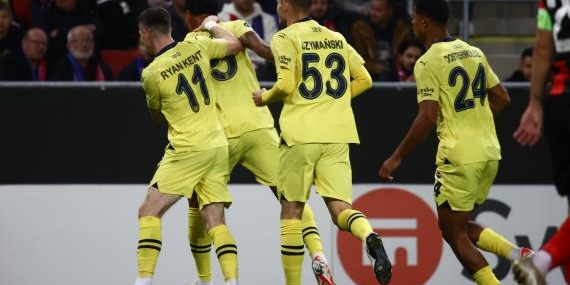 Fenerbahçe,deplasmandan şen dönüyor:2-1