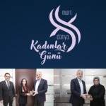 8 mart çiçek taktimi kopya