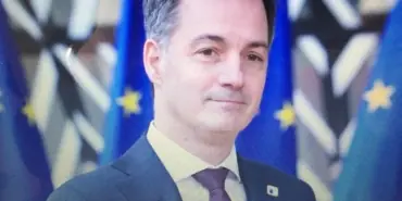 Aleander De Cro