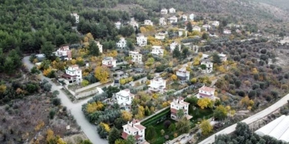 Türkiye’de, böyle emekli köyleri de var..