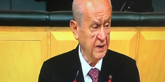 Devlet Bahçeli,bildik tavrında inat ediyor?