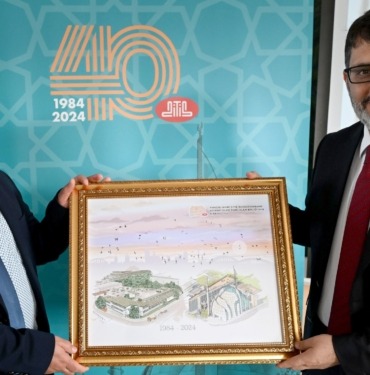 ditib_istisare_toplantisi_40_yil_tablo_hediye