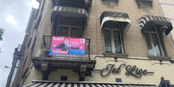 Belçika’da, balkon, yada vitrin siyaseti?