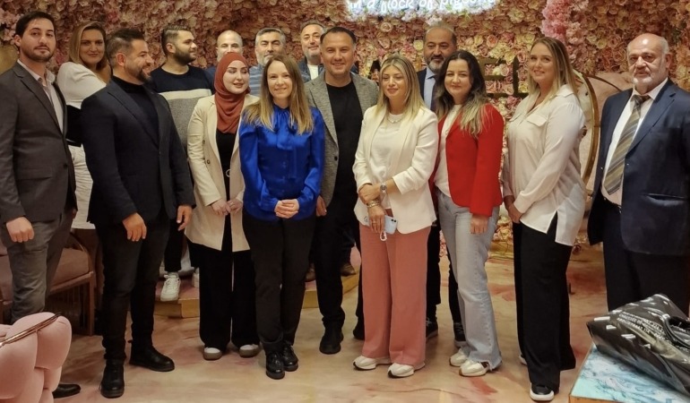 db8a8ad4-4428-4469-9a0c-dfabcdd0a5a2