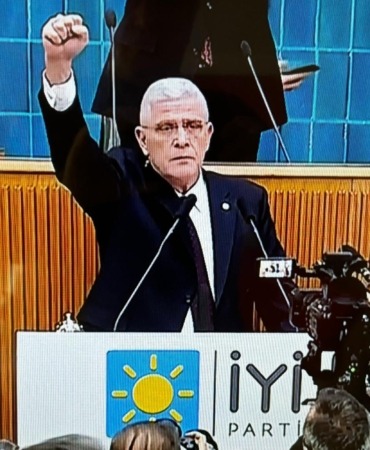 Musavvat Dervişoğlu 4