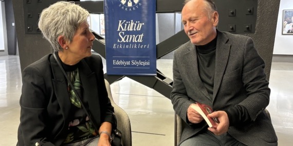 Yunanistanlı İvi İlyadis, yeni kitabı”Uzaktaki Yakın Adapazarı” ile geldi..