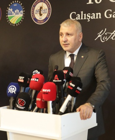 Akgün Altuğ