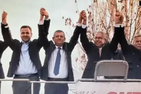 Özgür Özel 1