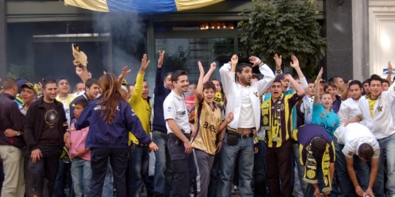 Taraftarlar, Büyük Fenerbahçe’yi bekliyor..