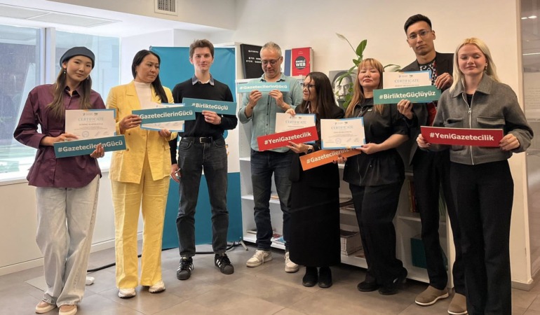 Kazakistan gazeteci 6