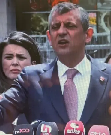 Özgür Özel 2