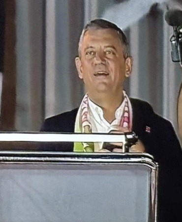 Özgür Özel Bayrampaşa