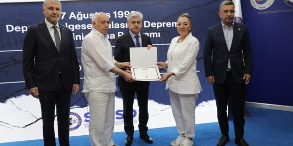 “En Sıcak Gece” Deprem Belgeseli Galası SATSO Ev Sahipliğinde Gerçekleştirildi