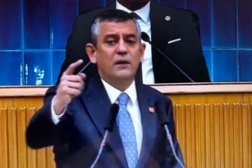 Özgür Özel 3