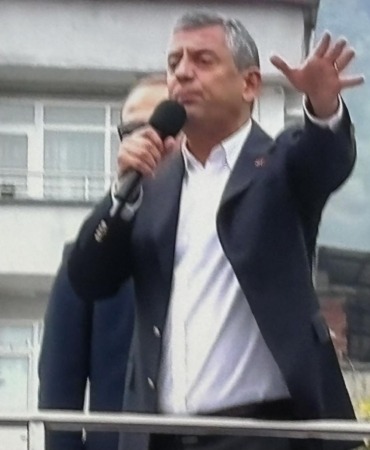 Özgür Özel 5