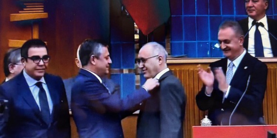 Özgür Özel, yine yalanlara sert çıktı, gerçekleri açıkladı..