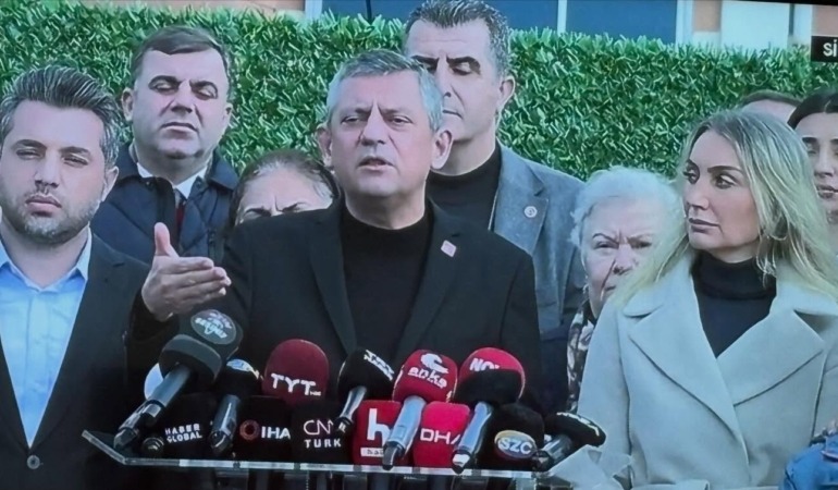 Özgür Özel