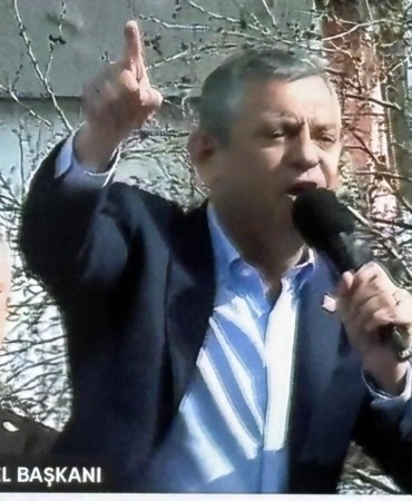 özgür özel