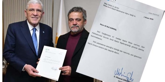 Milli Futbolcu Ali Nail Durmuş, İYİ Parti saflarına katıldı..